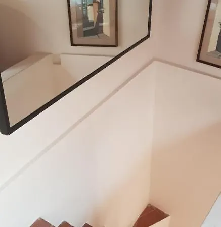 House On The Hills, 10 Minutes From Center Apartman *