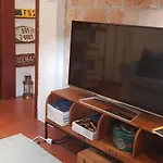 House On The Hills, 10 Minutes From Center Апартаменты